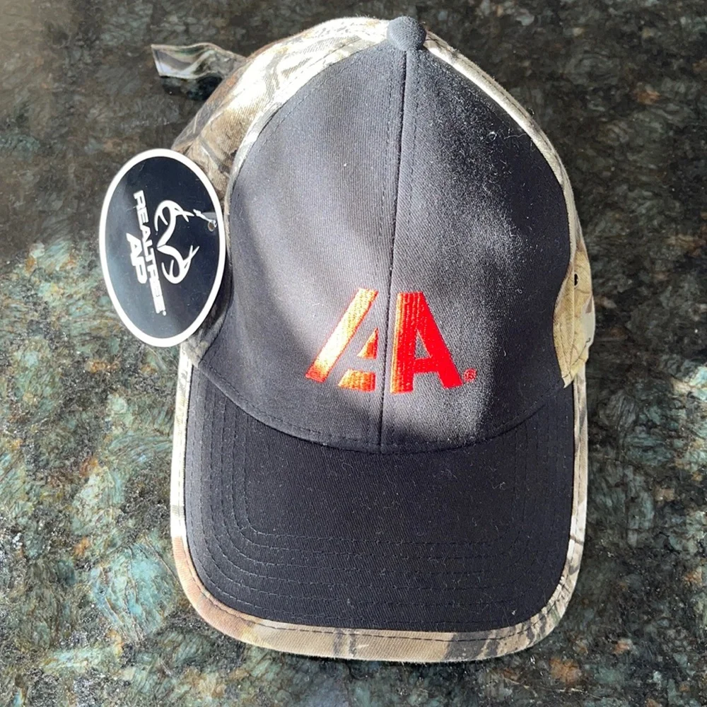 Realtree Hat - Picture 1 of 4